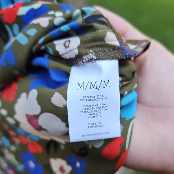 CAbi Multicolor Floral Blouse - Picture 4 of 4